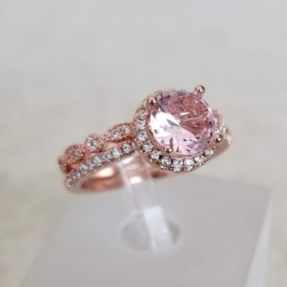 2X HOST PICK!!! 🌷 Pink Rose Gold Ring Set - Picture 5 of 8